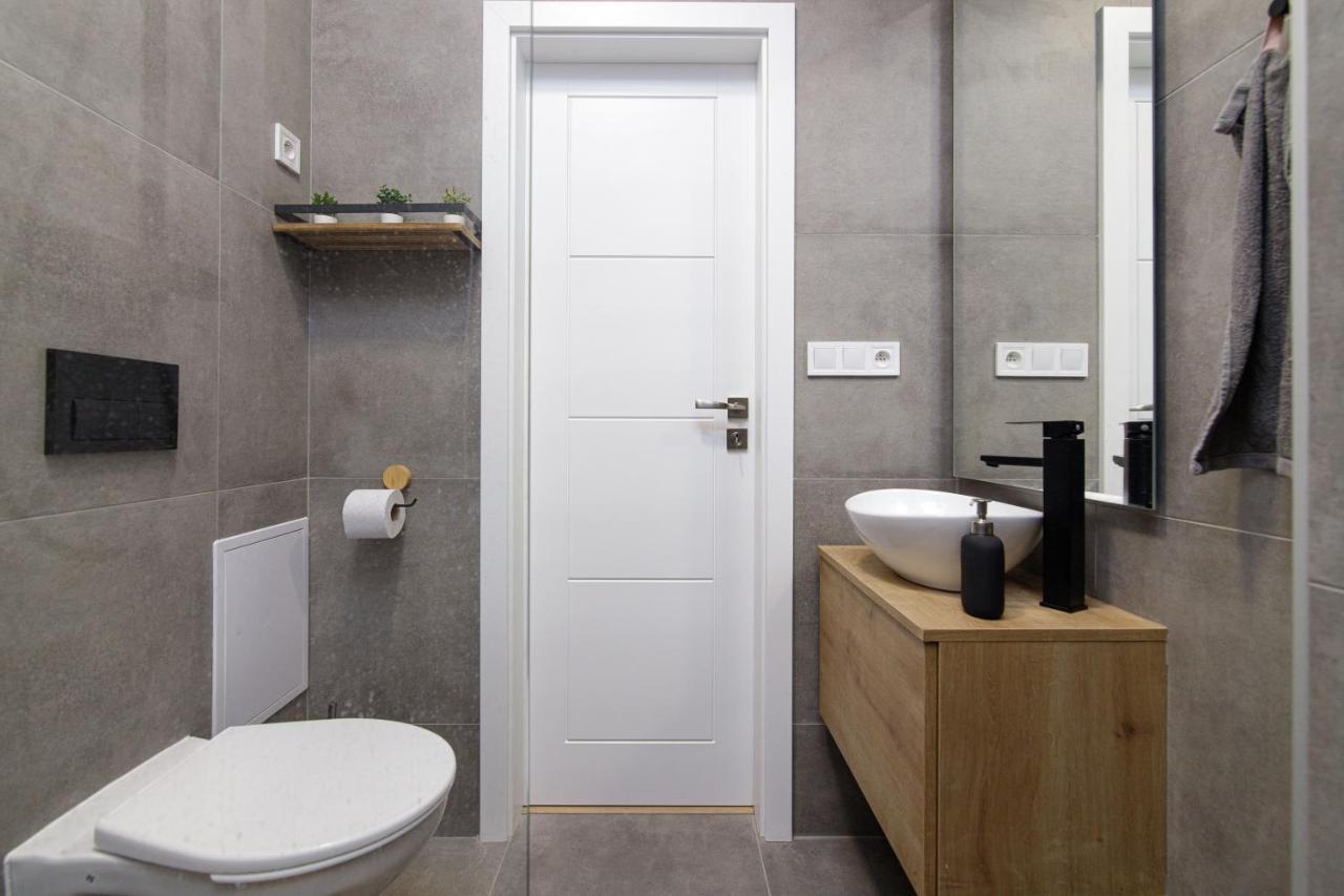 אוסטרבה Luxury Apartments Stud - Vb מראה חיצוני תמונה